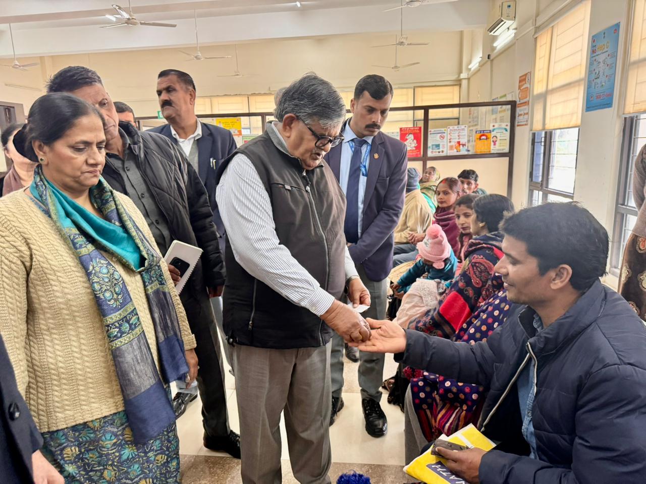 Governor Kataria Conducts Surprise Inspections Across Chandigarh, Issues Firm Directions on Cleanliness, Healthcare & Public Welfare