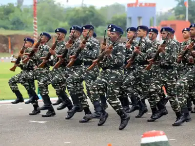CRPF में 9195 कांस्टेबलोंं की भर्ती, 10वीं पास युवाओं के लिए मौका, इस डेट तक करें अप्लाई