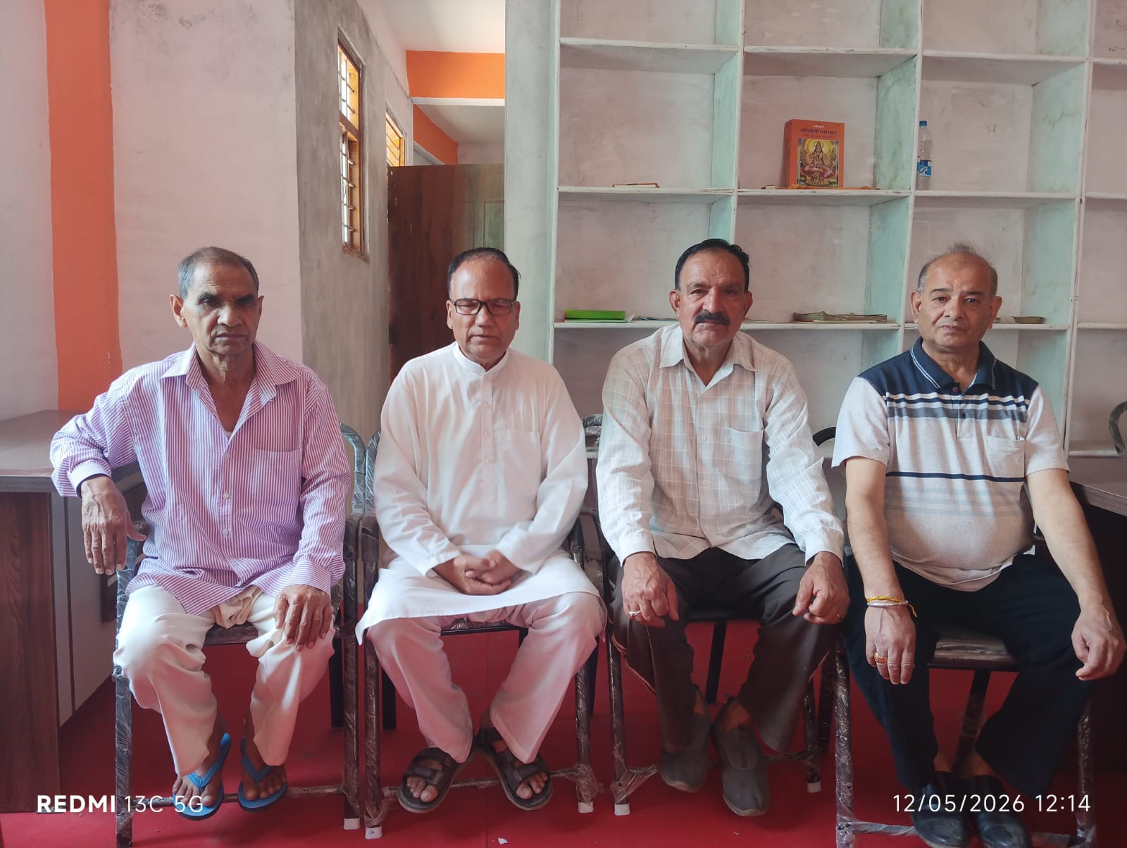  20 पंचायतों की सेहत भगवान भरोसे! 150 मरीज रोज, फिर भी कुनिहार अस्पताल में एक भी MD विशेषज्ञ नहीं, वरिष्ठ नागरिकों का फूटा गुस्सा  ﻿